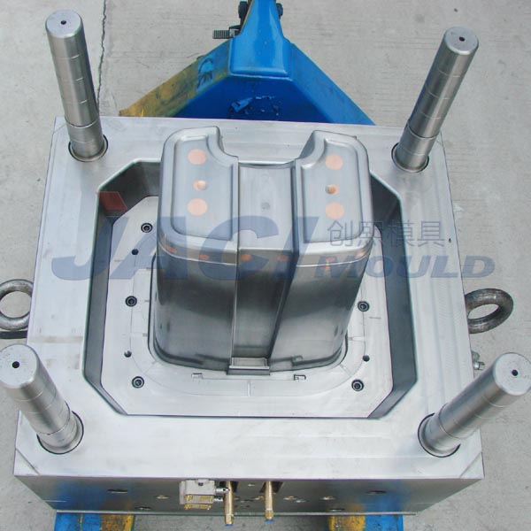 garbage bin mould 04