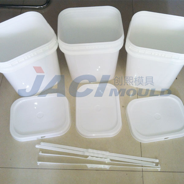 pail mould 23